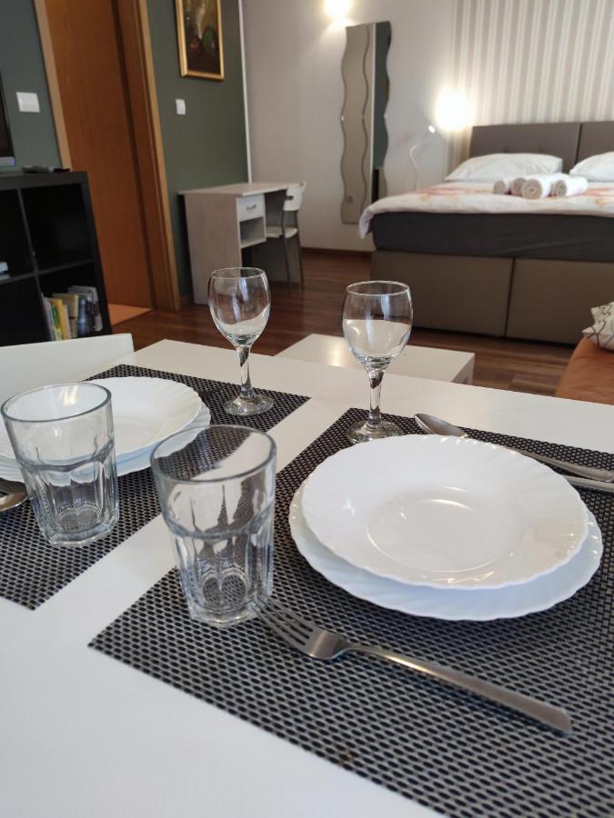 Apartment Casa Nova Ровин Екстериор снимка