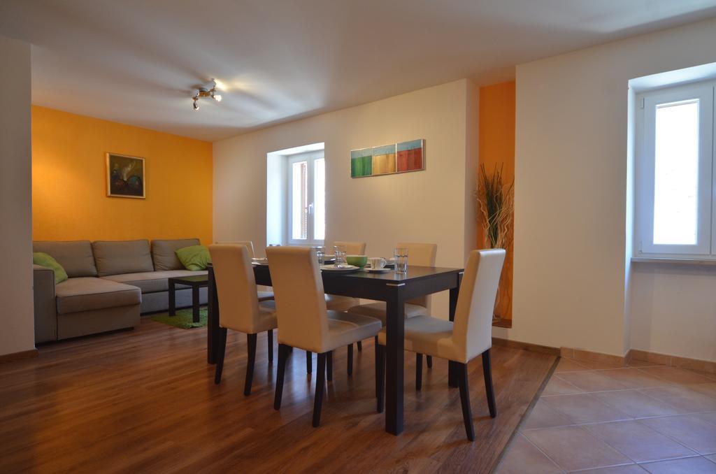 Apartment Casa Nova Ровин Екстериор снимка