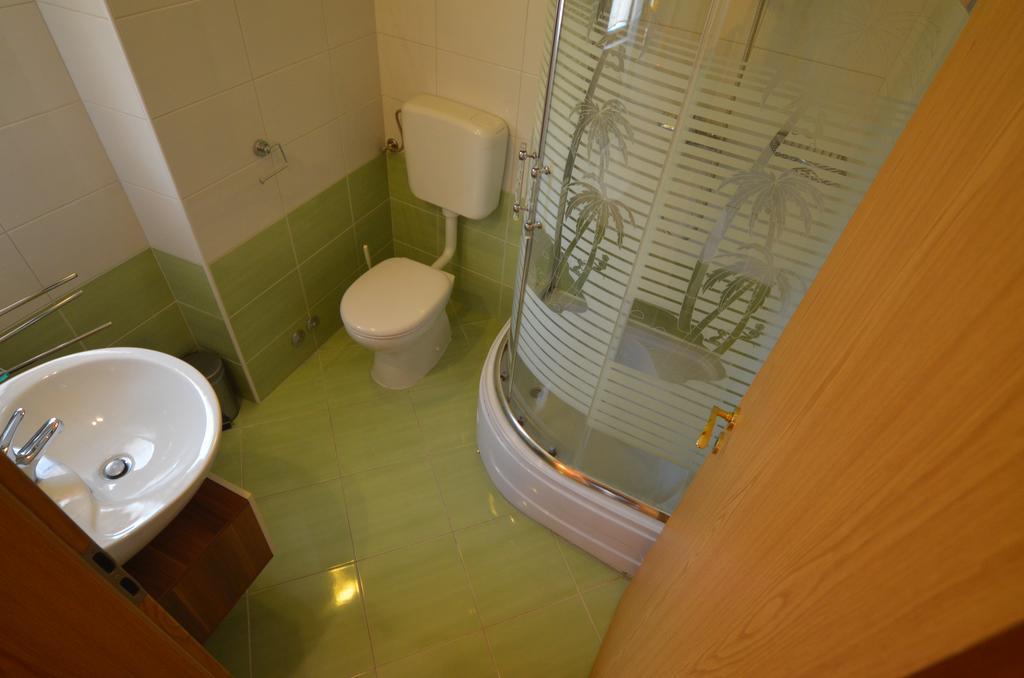 Apartment Casa Nova Ровин Екстериор снимка