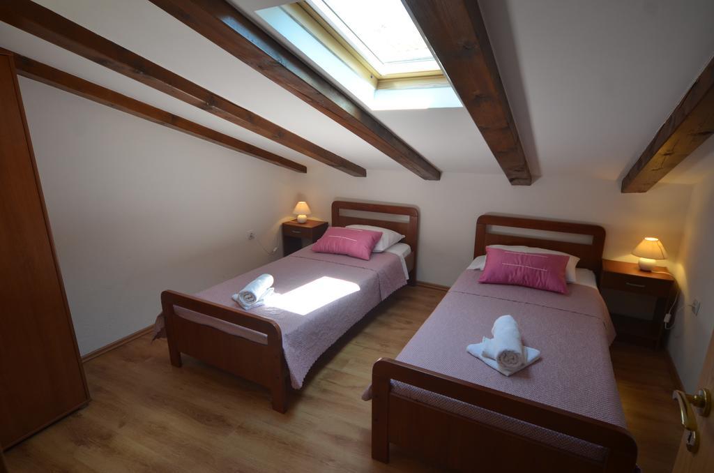 Apartment Casa Nova Ровин Екстериор снимка